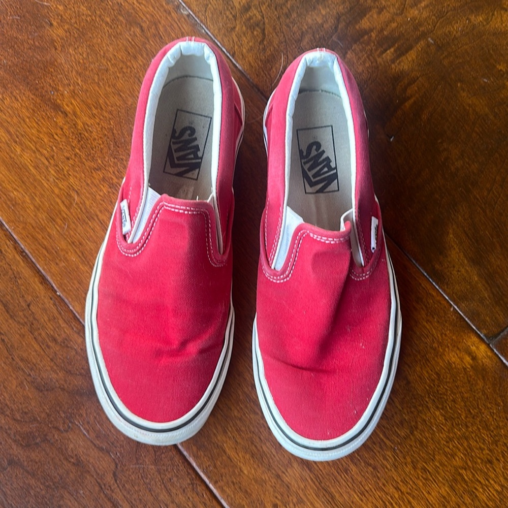 GUC Vans Red Off The Wall. Womens 7.5/Mens 6